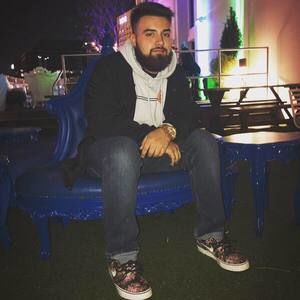 Meet your Posher, Aj